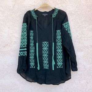 Vintage Forever 21 Embroidered 60ies Blouse